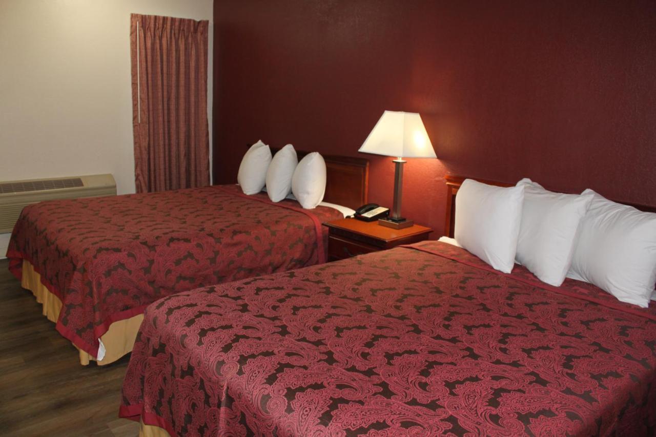 Travel Inn Of Буфорд Екстериор снимка